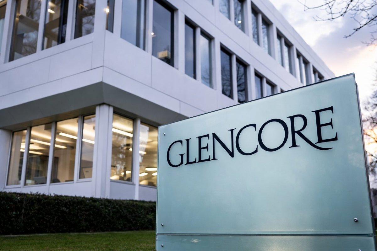 Glencore Holds Steady on $2 Billion Payout Amid Mixed 2025 Results