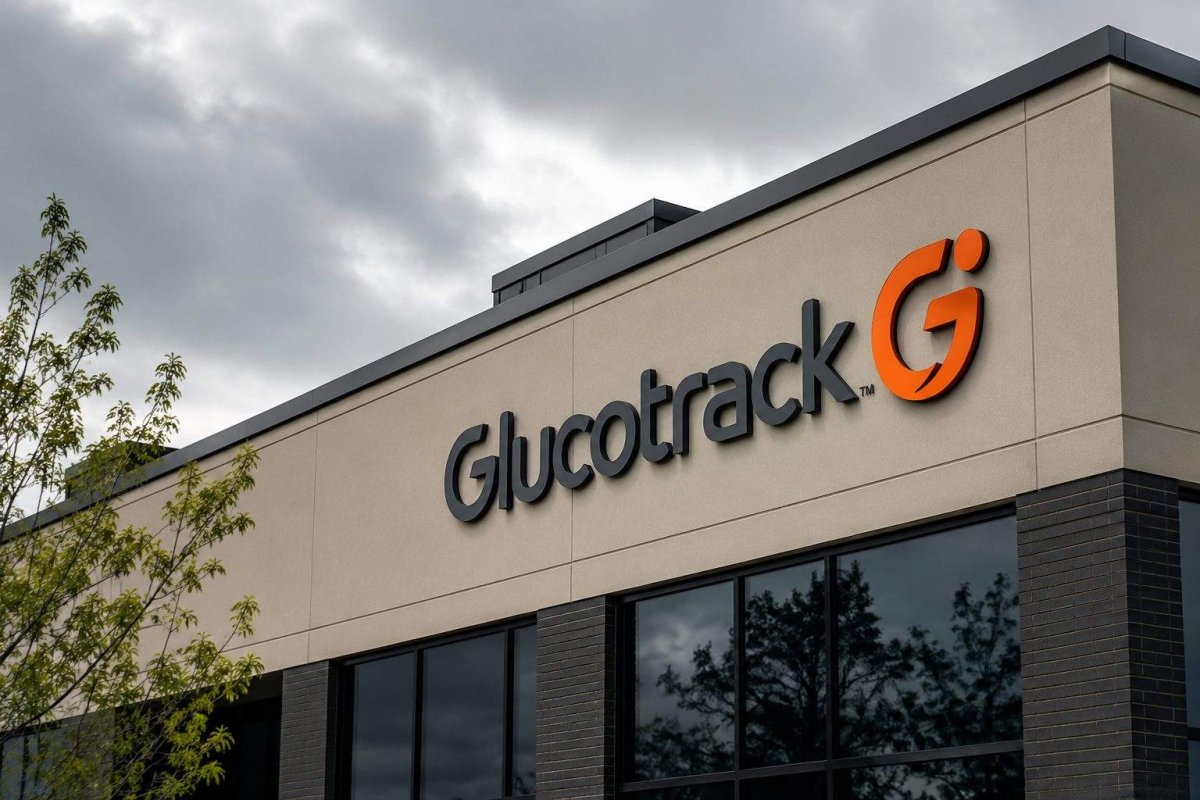 GlucoTrack Soars 95% on LT-100 News Amid Dilution Concerns