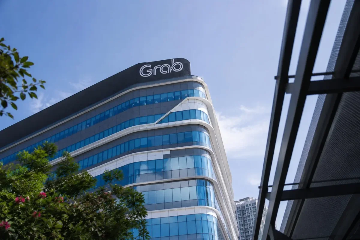 Grab Shares Tumble Despite Strong Q1 Results as Market Worries Mount
