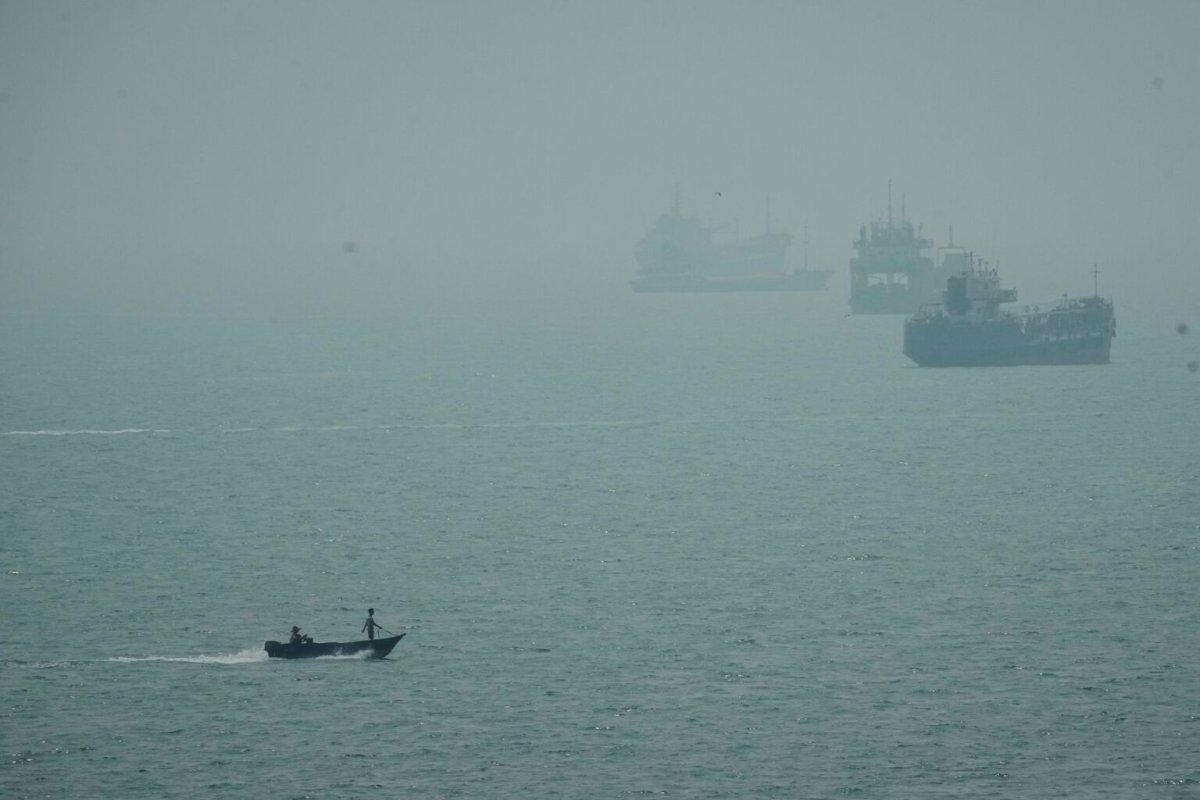 Hormuz Strike and Saudi Pipeline Halt Test Oil Market Resilience