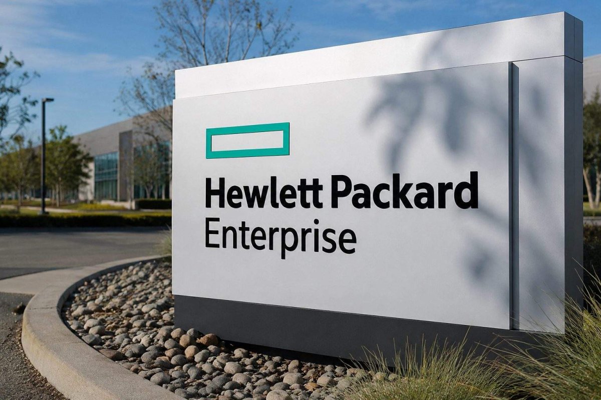 HPE Shares Surge 10.6% as Elliott Stake and AI Networking Drive Gains