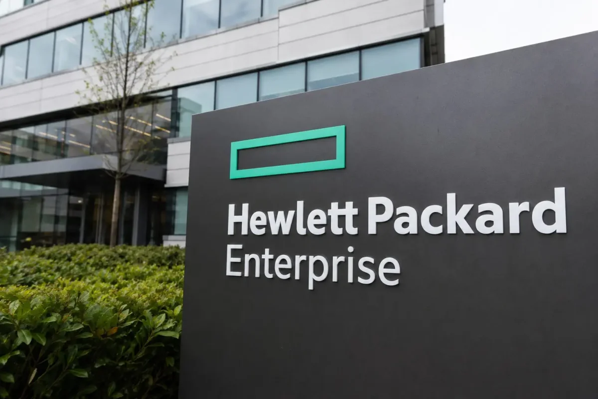 HPE Stock Surges on Dell's Bullish AI Server Outlook