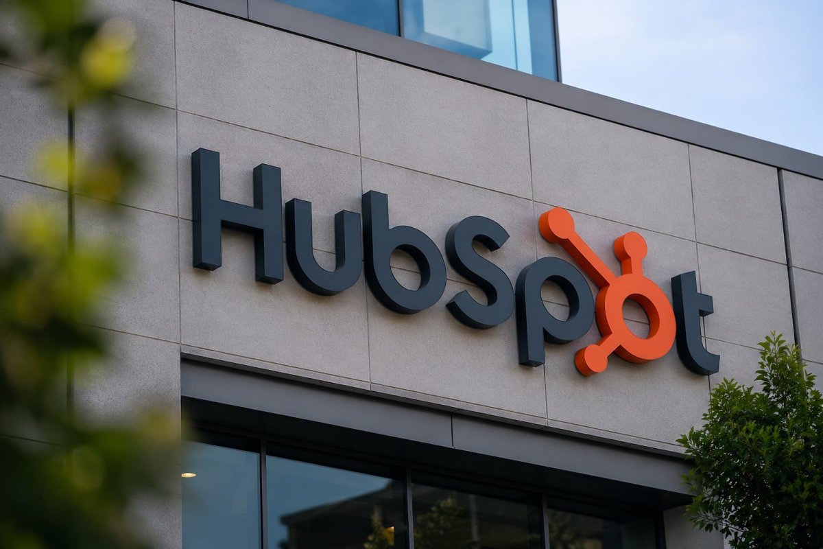 HubSpot Shares Slide Despite Q1 Beat as AI Pricing Shift Extends Sales Cycles