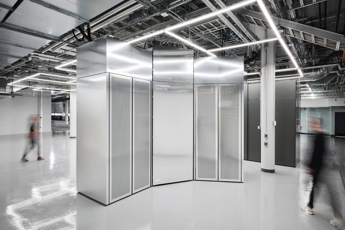 IBM's Swiss Quantum Hub: A Strategic Pipeline Play, Not Yet an Earnings Catalyst