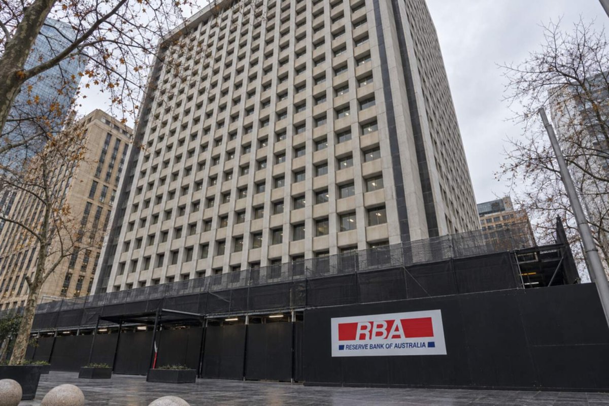 IMF Urges Fiscal Restraint as RBA Rate Hike Bets Surge to 87%