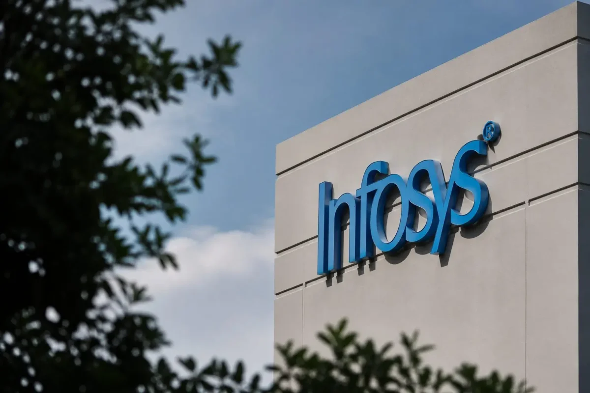 Infosys stock plunge drives Nifty IT index to 3-week low