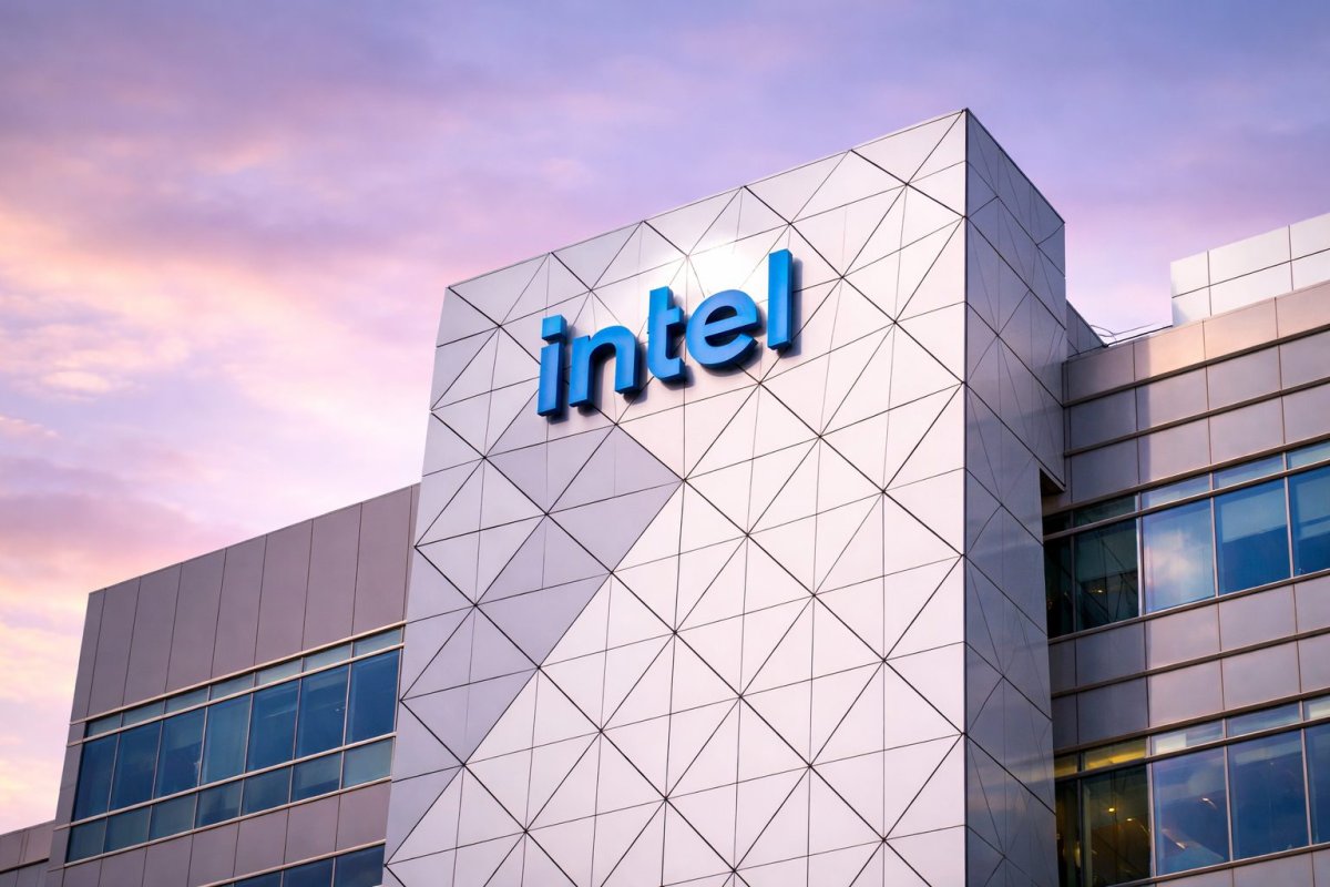 Intel Recovers Slightly After Sharp Sell-Off, Focus Shifts to Upcoming Catalysts