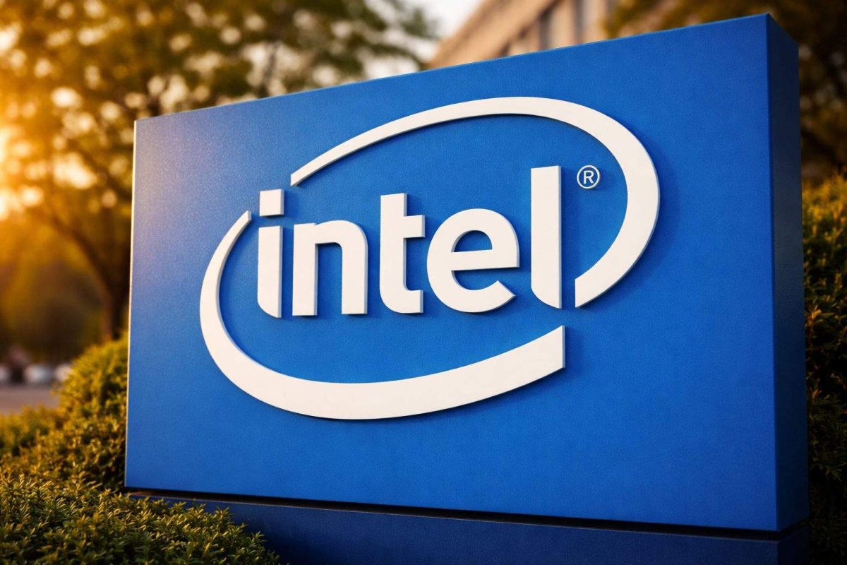 Intel Shares Drop 3% Amid Retail Data, Tariff Uncertainty; Traders Eye Economic Reports