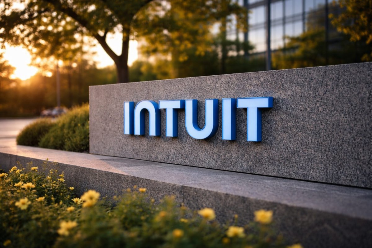 Intuit Shares Stabilize Near $400 Amid AI Sector Pressure