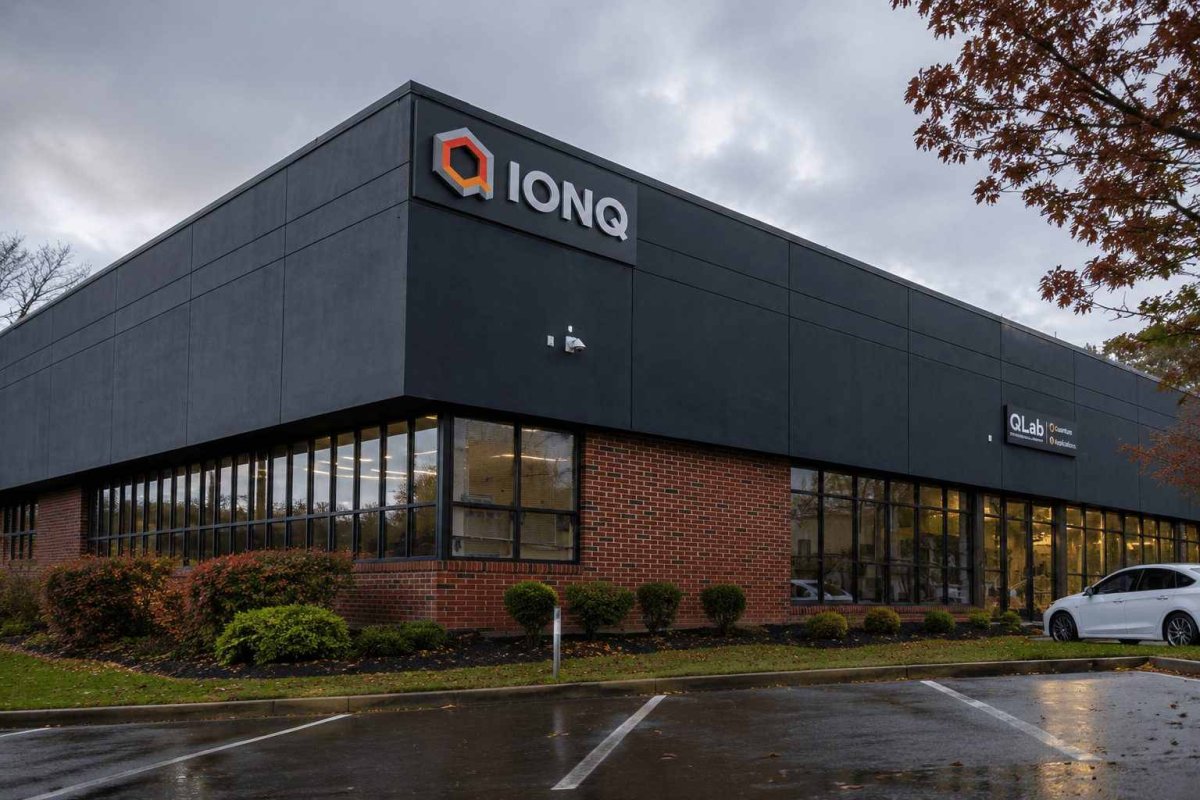 IonQ Stock Retreats Ahead of Q2 Earnings Amid Post-SkyWater Valuation Scrutiny