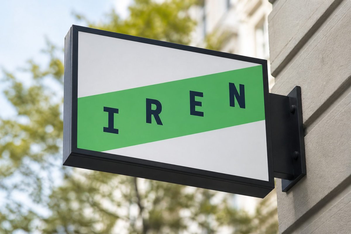 IREN Shares Surge 10% on Sweetwater 1 Data Center Power Milestone