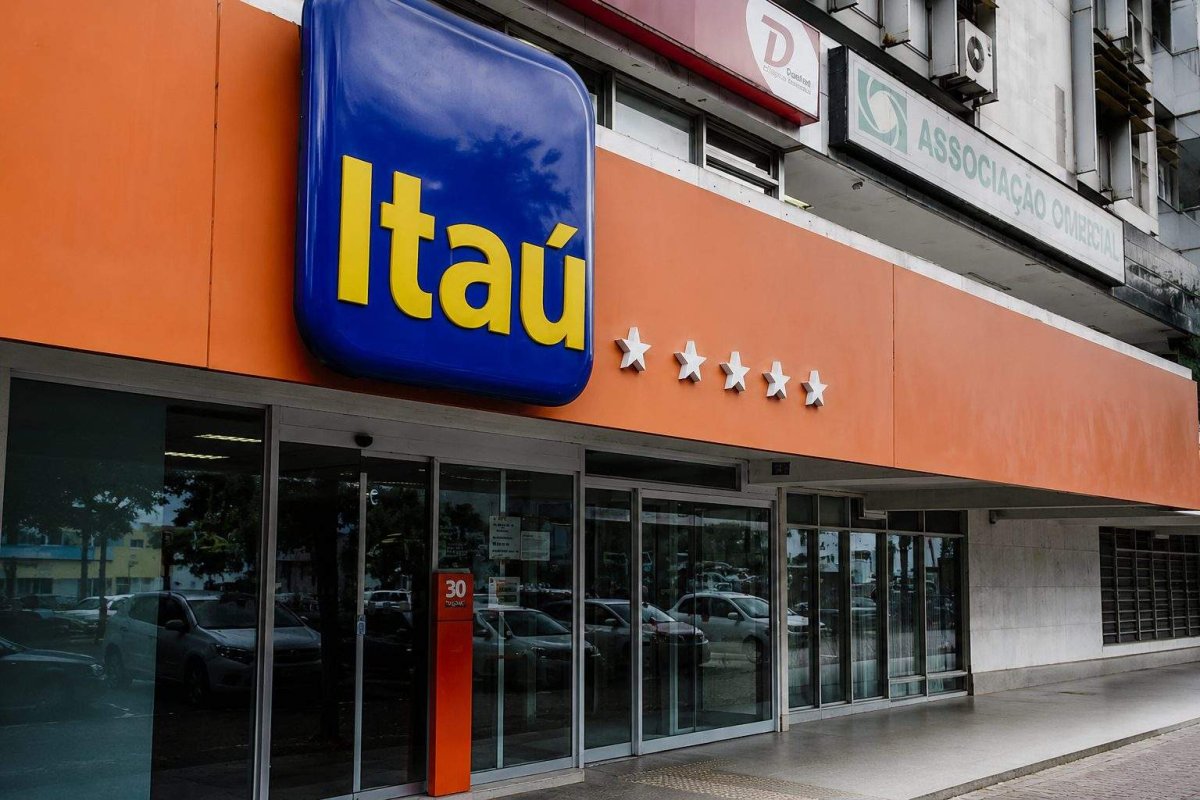 Itaú Unibanco Shares Surge on $3 Billion Capital Boost Plan