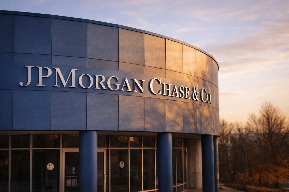 JPMorgan Faces Lawsuit Over Cash Sweep Rates as Markets Eye Data