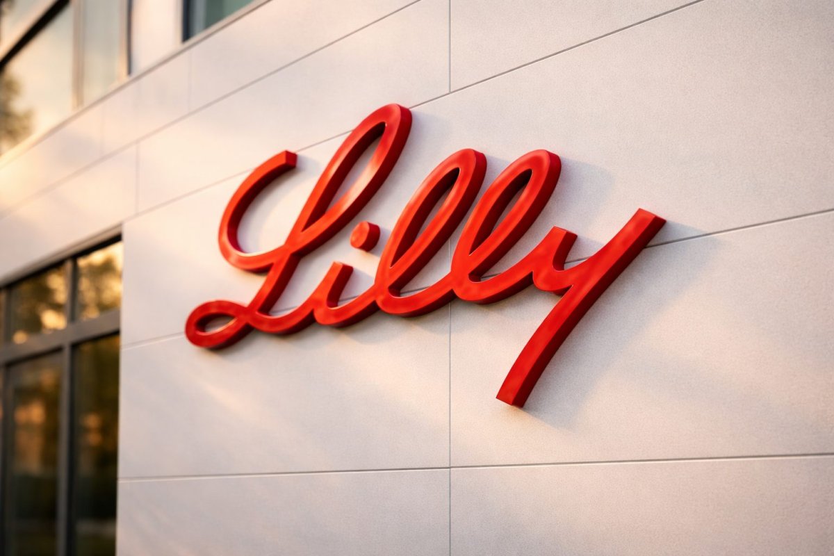 Lilly Shares Decline Ahead of Key FDA Obesity Pill Decision