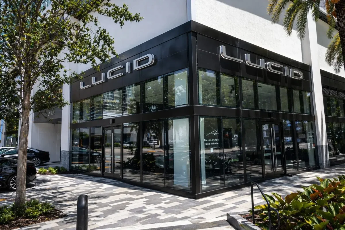 Lucid Shares Hit Record Low Despite Uber-Backed $1.05B Funding