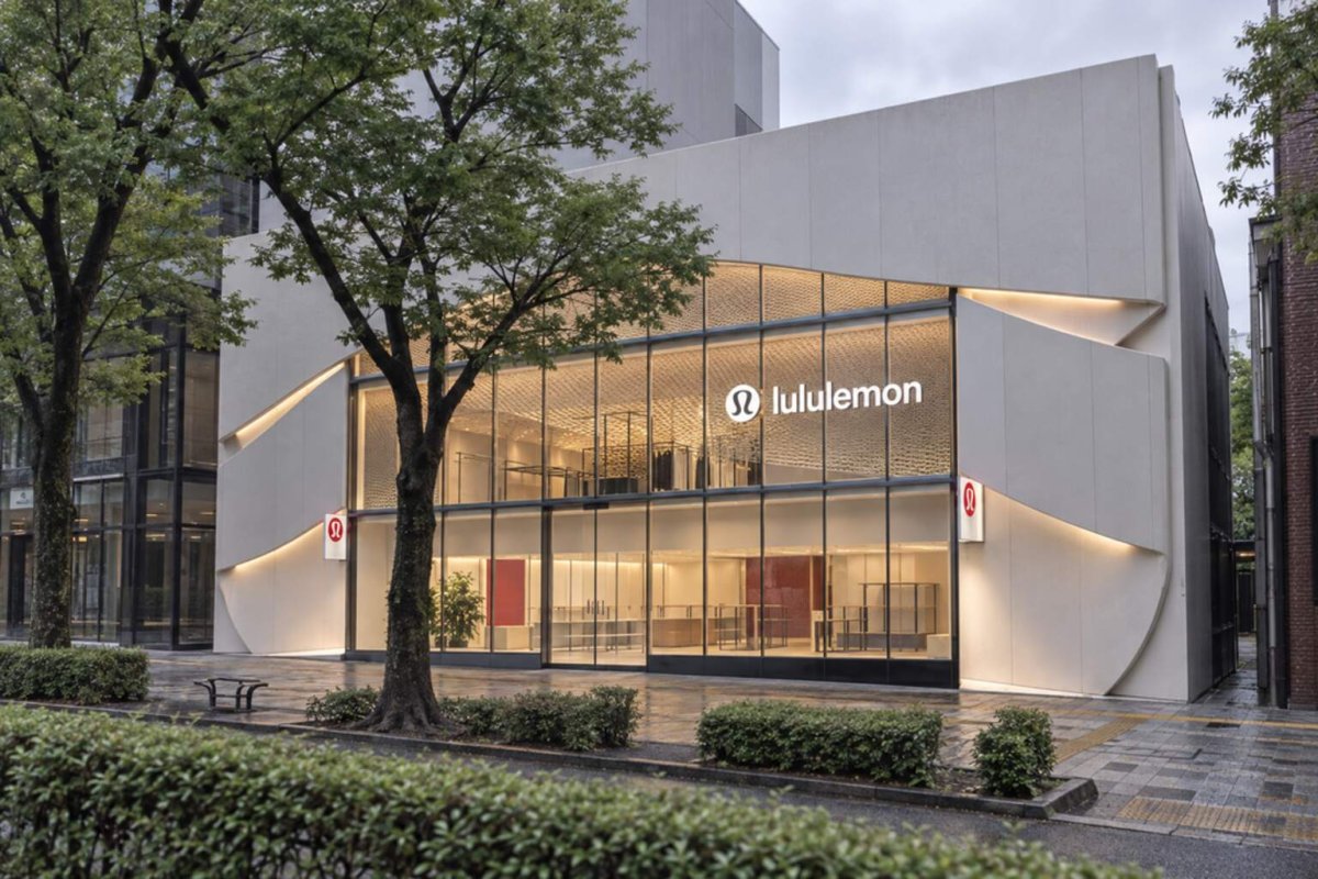 Lululemon's Sub-$100 Stock: A Value Trap or a Turnaround Opportunity?
