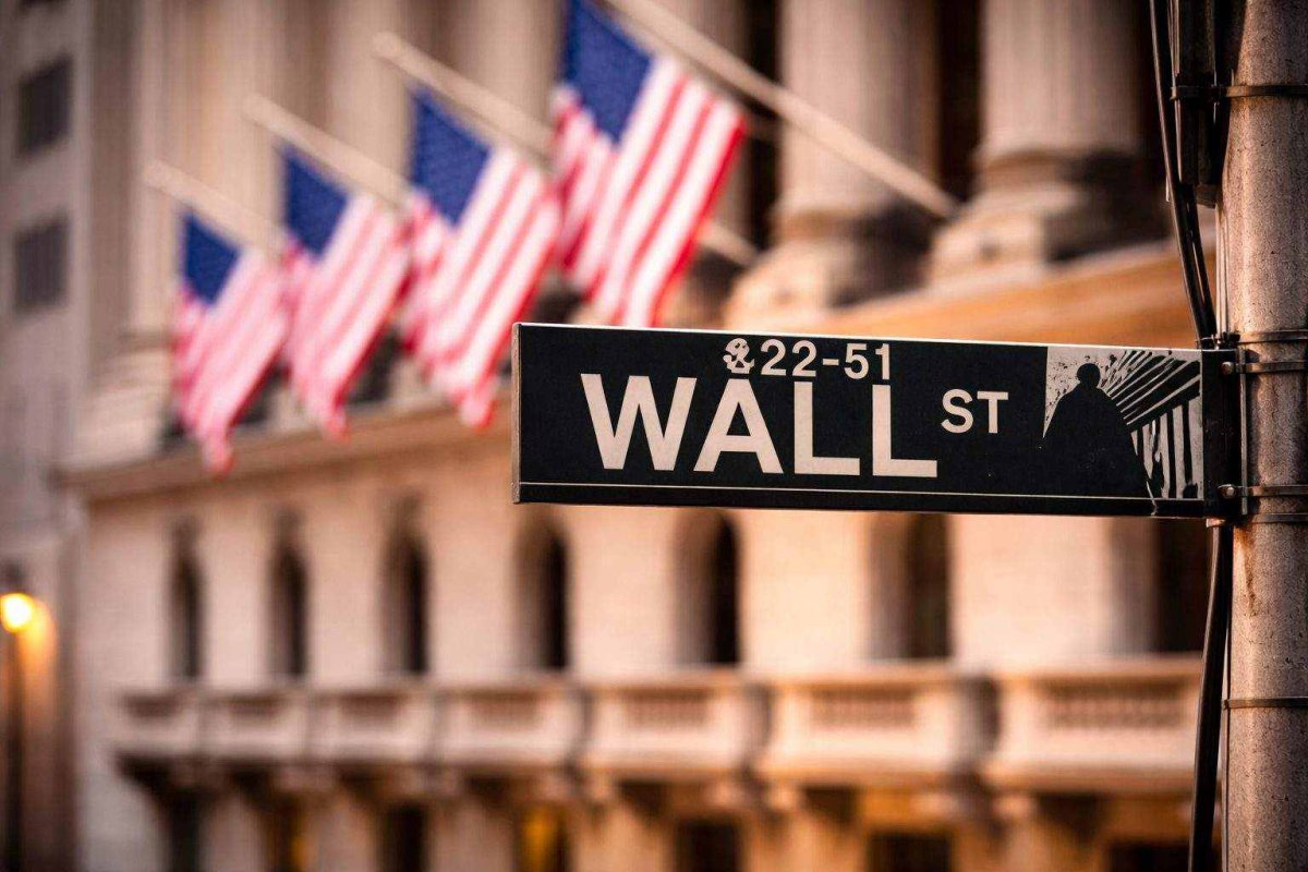 Markets Await Retail Sales Data and Treasury Auction Amid Flat Futures