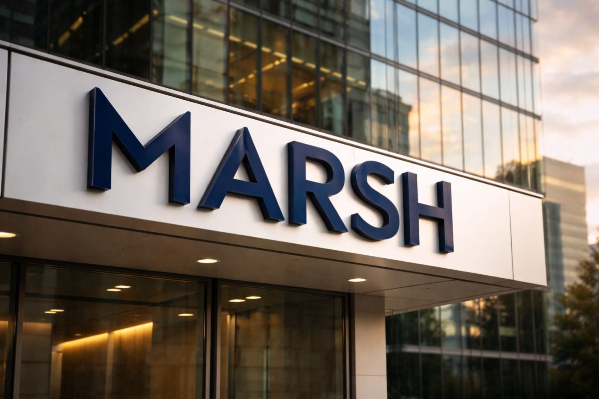 Marsh & McLennan Shares Decline Amid Bond Offering and AI Sector Pressure