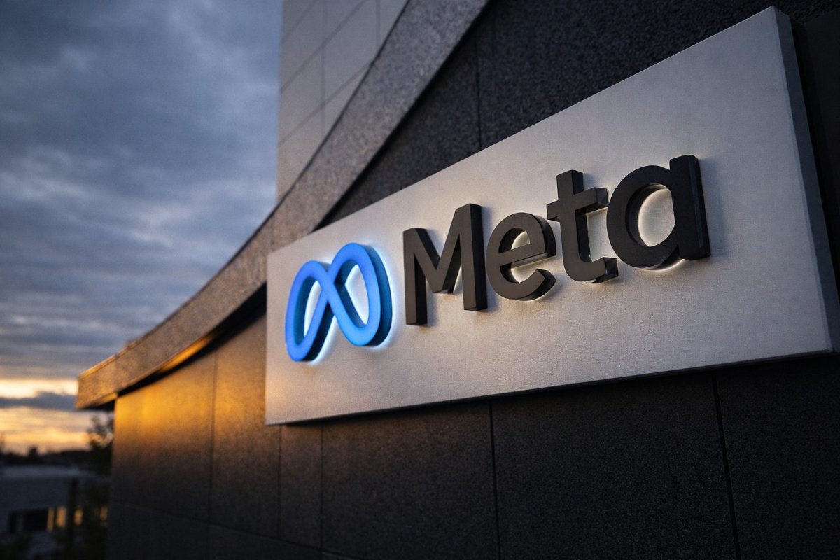 Meta Shares Dip Amid $10B AI Data Center Launch and Ackman's $2B Bet