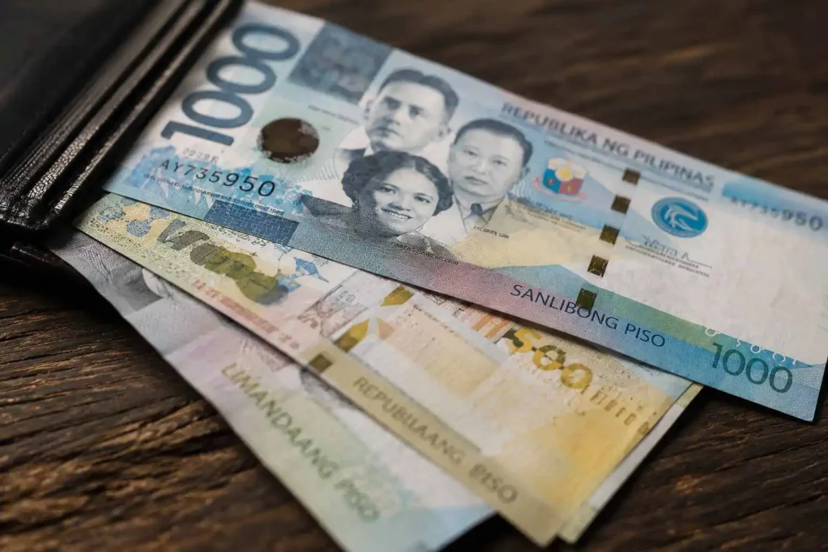 Mexican Peso Holds Near 17.50 as Oil Plunge Precedes US CPI Data