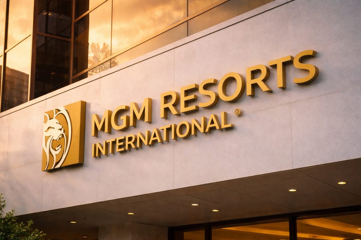 MGM Resorts Shares Slide Amid Broader Market Sell-Off, Las Vegas Concerns
