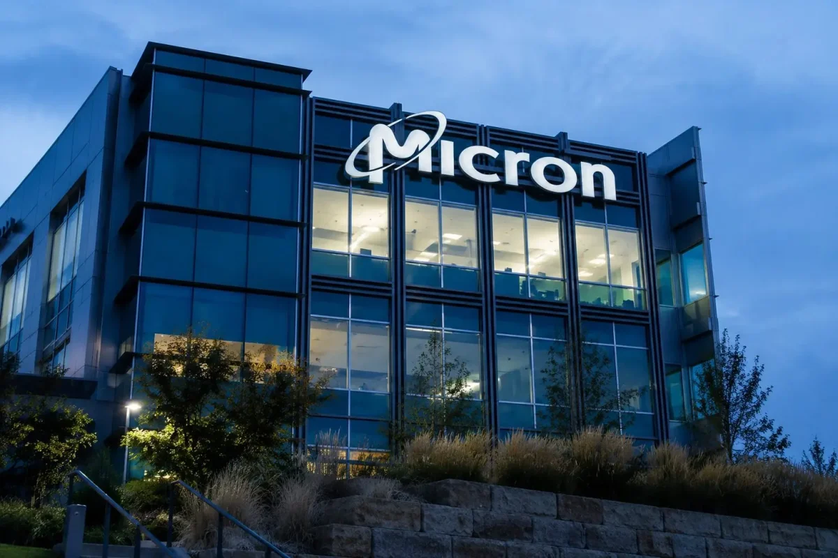 Micron Rises 8.5% Weekly Amid Cloud Revenue Surge and Big Tech Spending