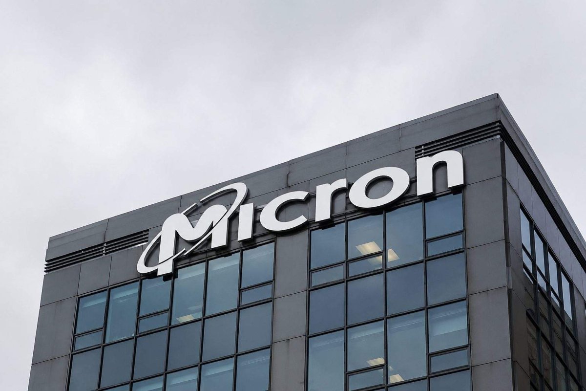 Micron's Low P/E Signals Memory Price Gamble