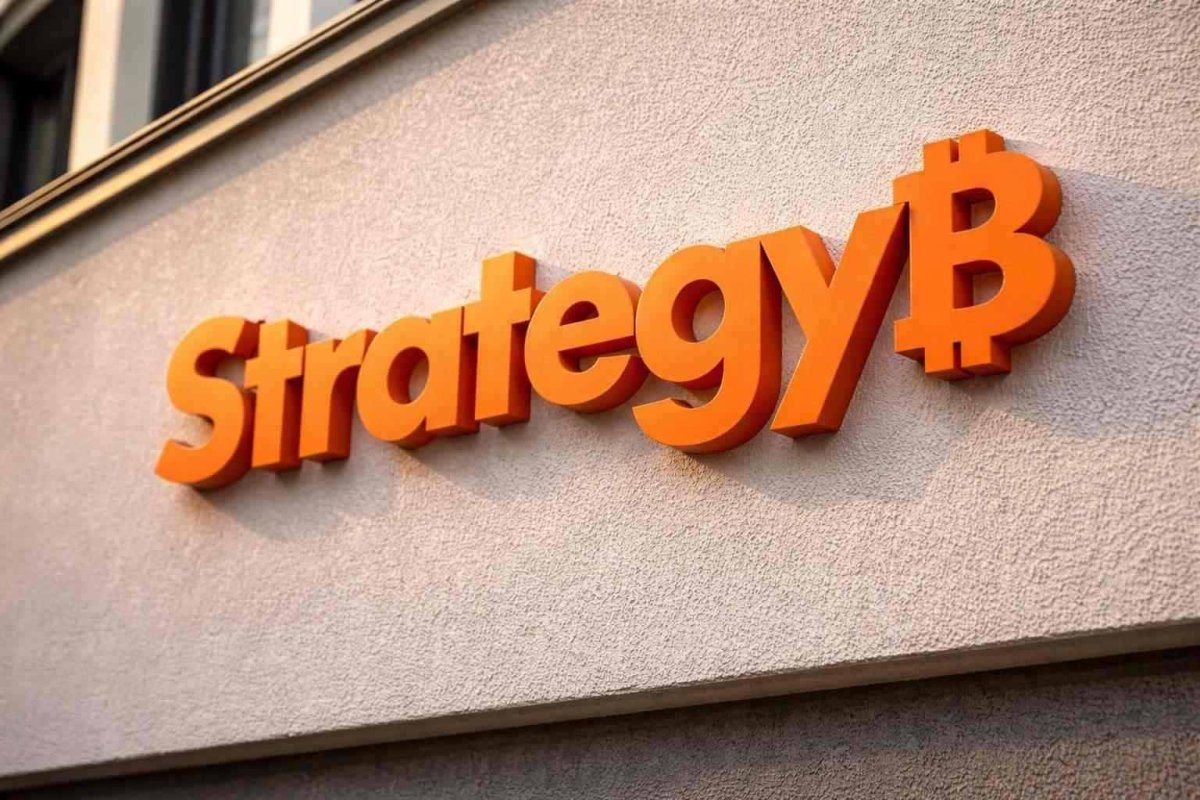 MicroStrategy Shares Dip as Company Adds Bitcoin Using Stock Sale Proceeds