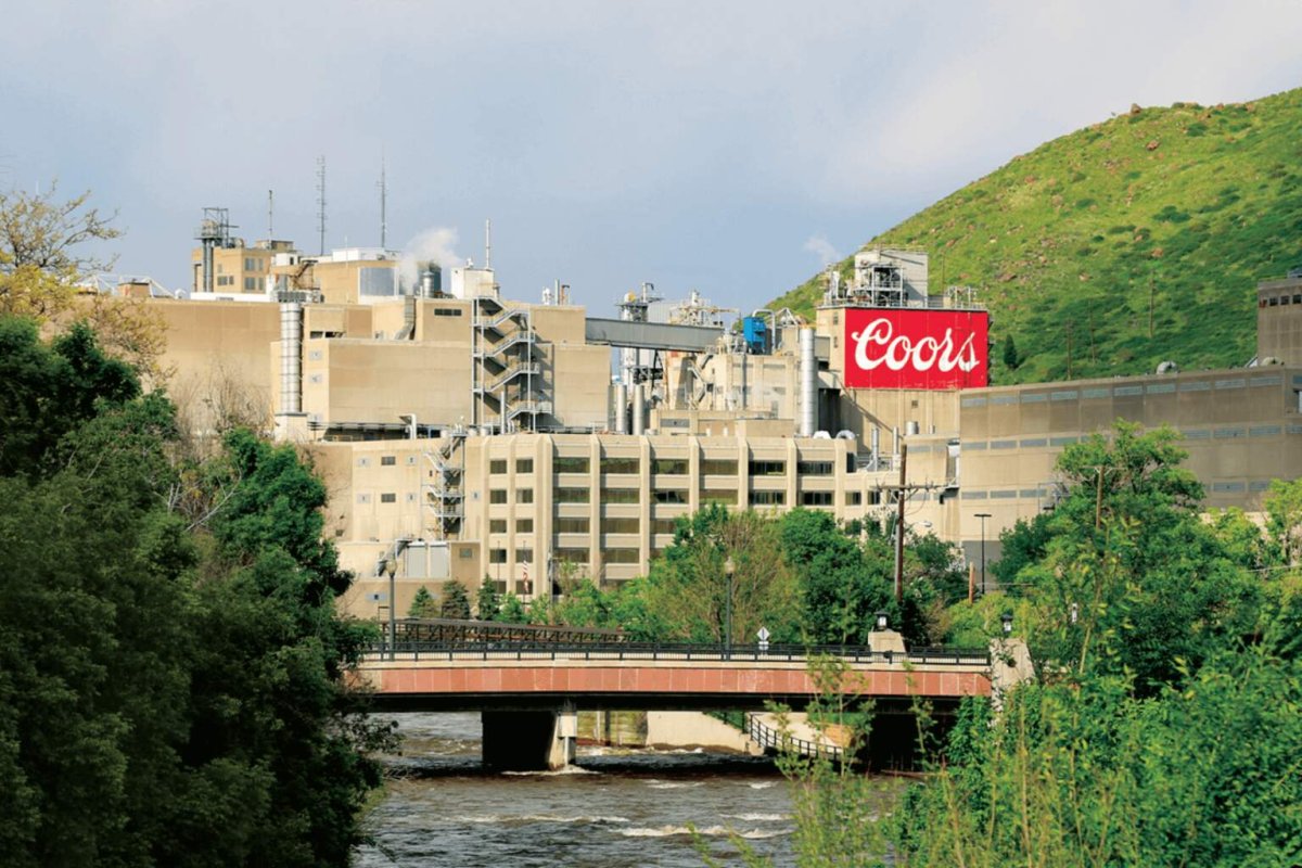Molson Coors Slips 4% on S&P 500 Exit, Volume Surges