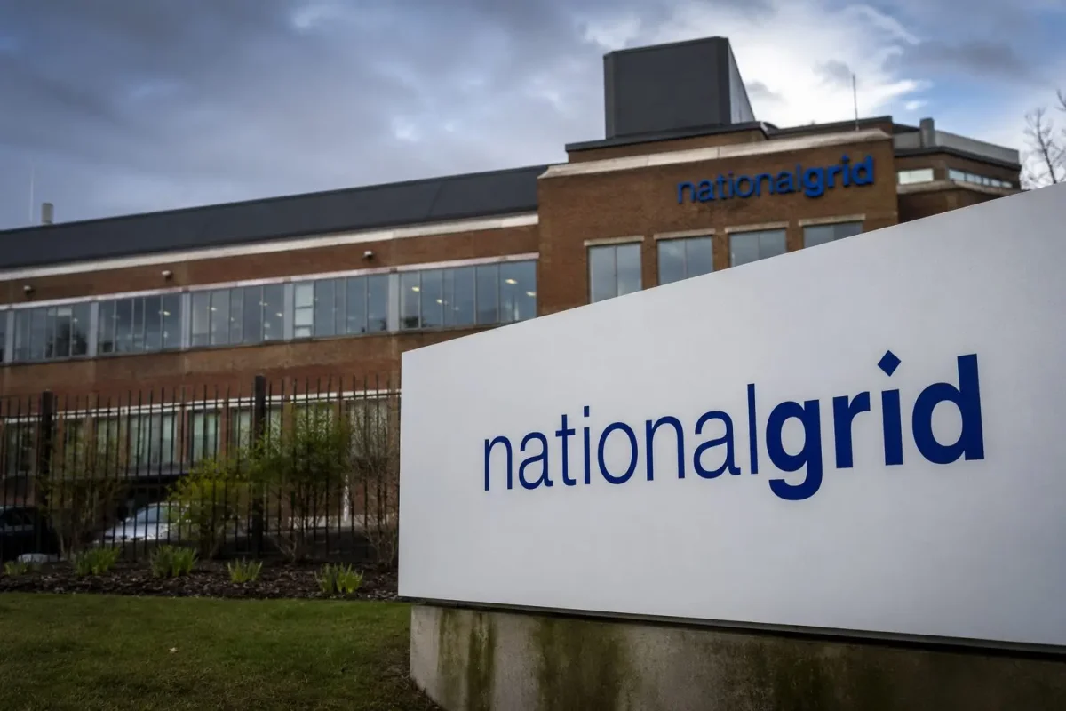 National Grid Rises on Dividend Optimism and Lower Bond Yields