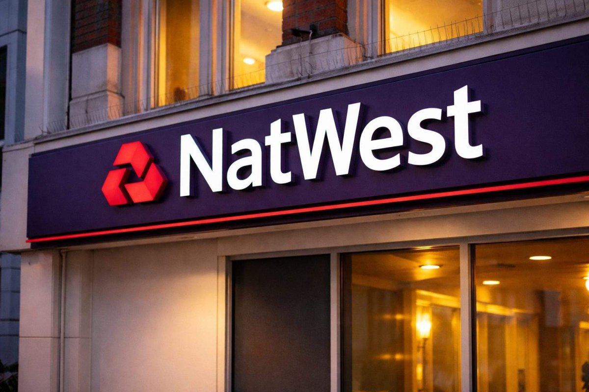 NatWest Shares Edge Higher Amid Buyback Activity, UK Economic Data