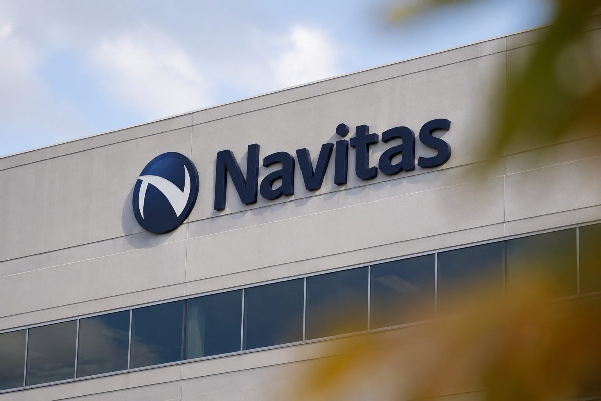 Navitas Semiconductor Surges as AI Data Center Pivot Accelerates