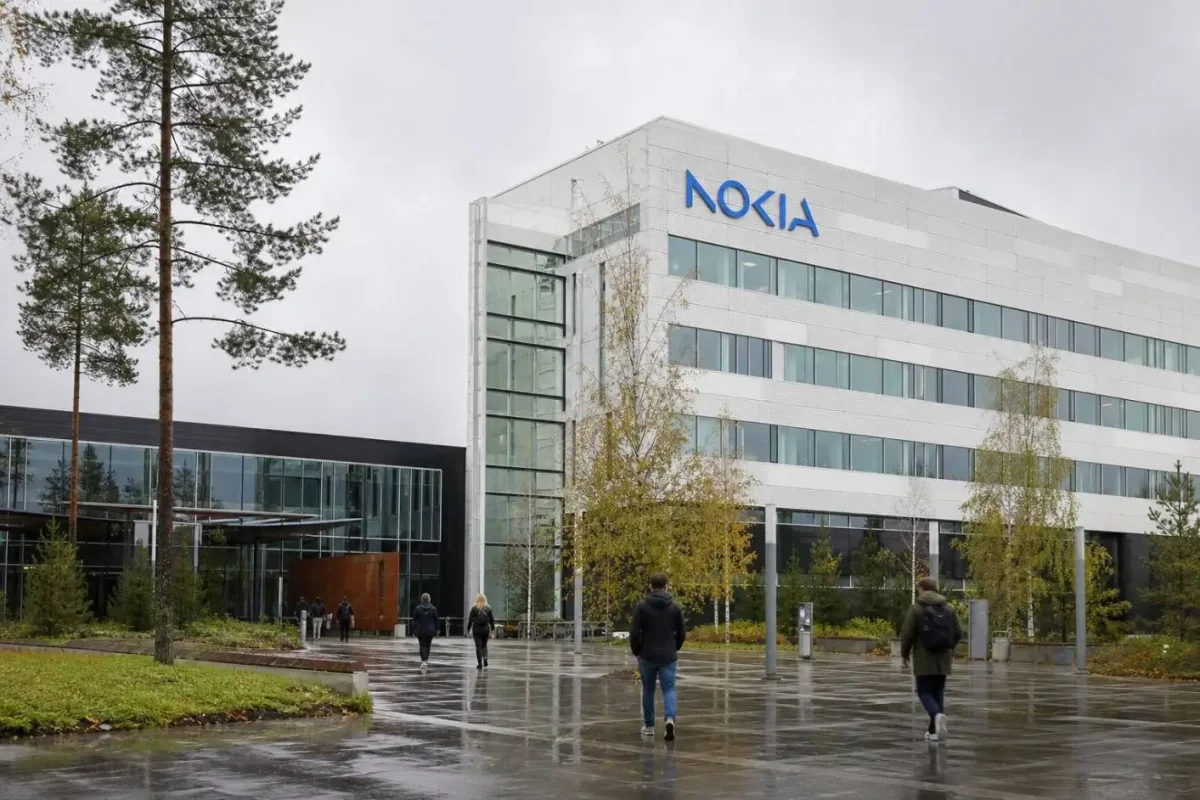 Nokia ADRs Drop 2.9% as AI Order Backlog Faces Profitability Test