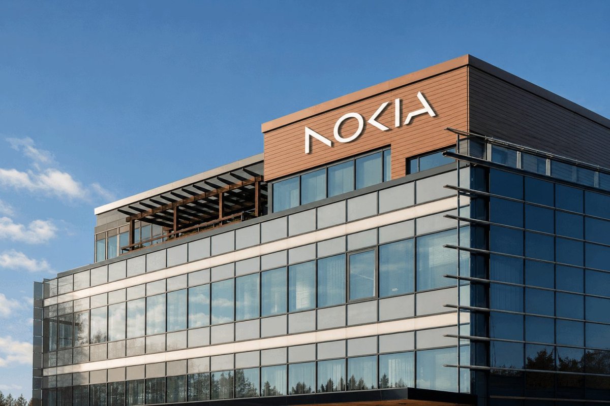 Nokia Rebounds as AI Order Backlog Hits €2.8B, Analysts Stay Bullish