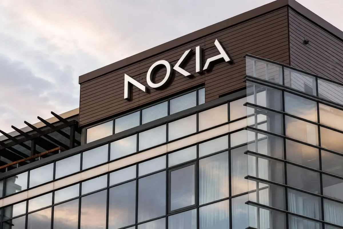 Nokia Shares Surge on AI Infrastructure Push