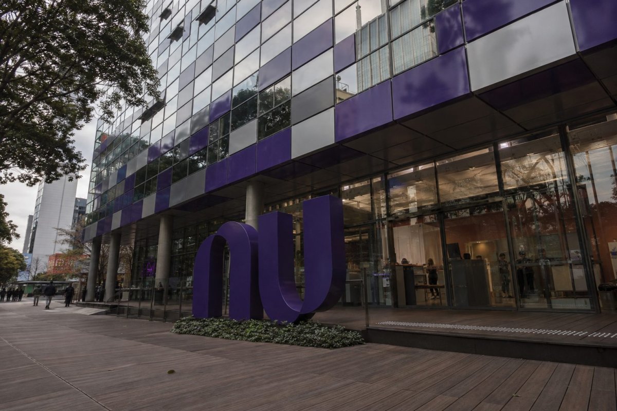 Nu Holdings Dips 3.9% on Fed Rate Worries Despite Record Profit