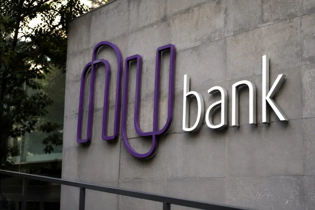 Nu Holdings Slides on Analyst Downgrades and CFO Succession