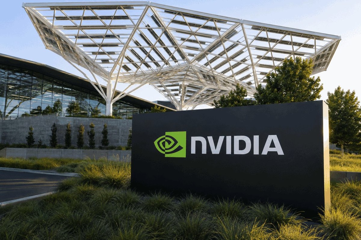 Nvidia's August Rally Faces Earnings Test as Robotics Buzz Fades