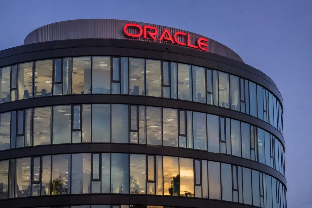 Oracle shares tumble as AI spending dwarfs cloud revenue