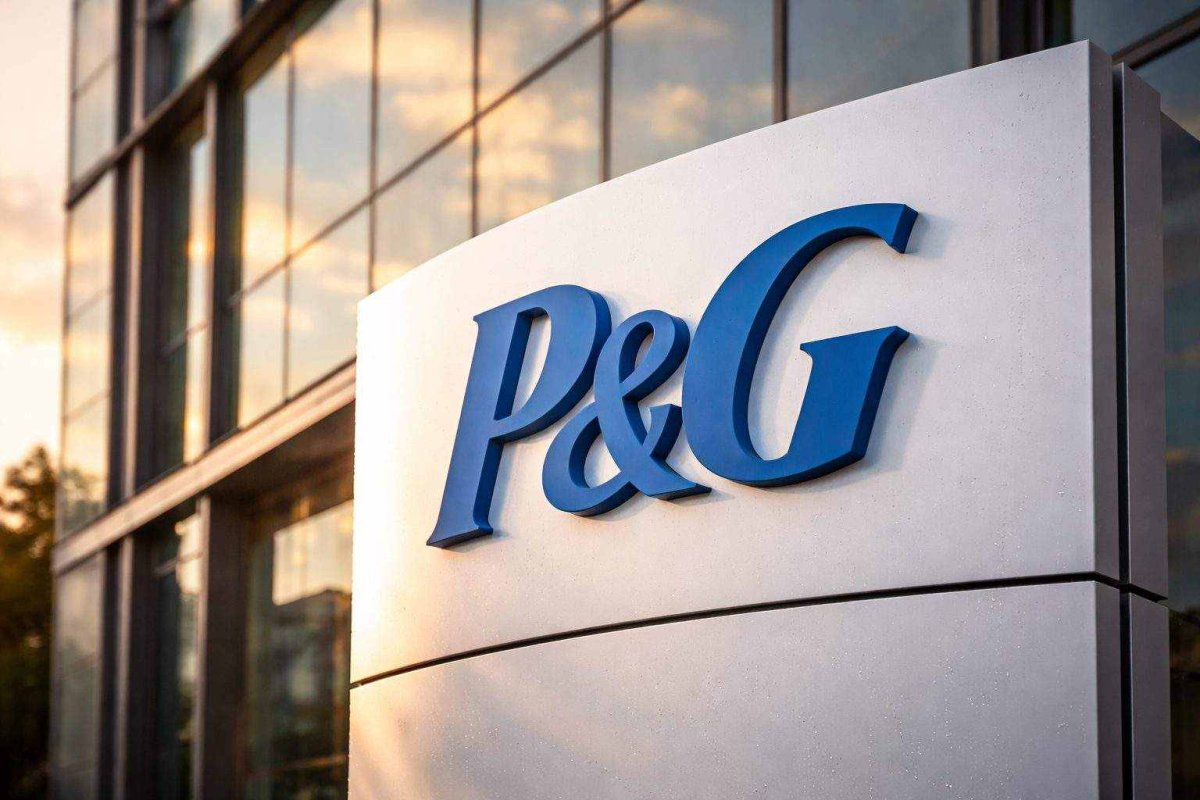 P&G Shares Hold Near $159 as Fed Rate Cut Speculation Resurfaces