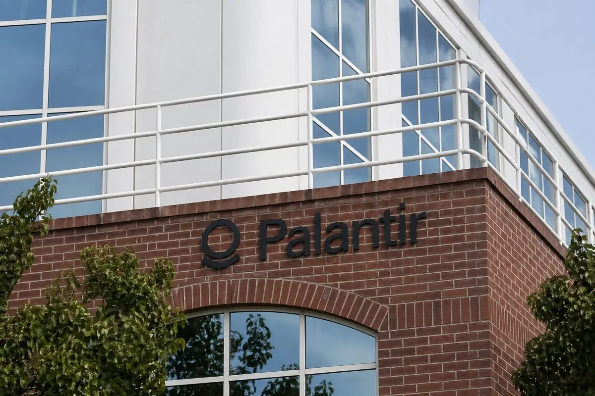 Palantir Earnings Test Looms May 4 Amid AI Optimism and Political Risks