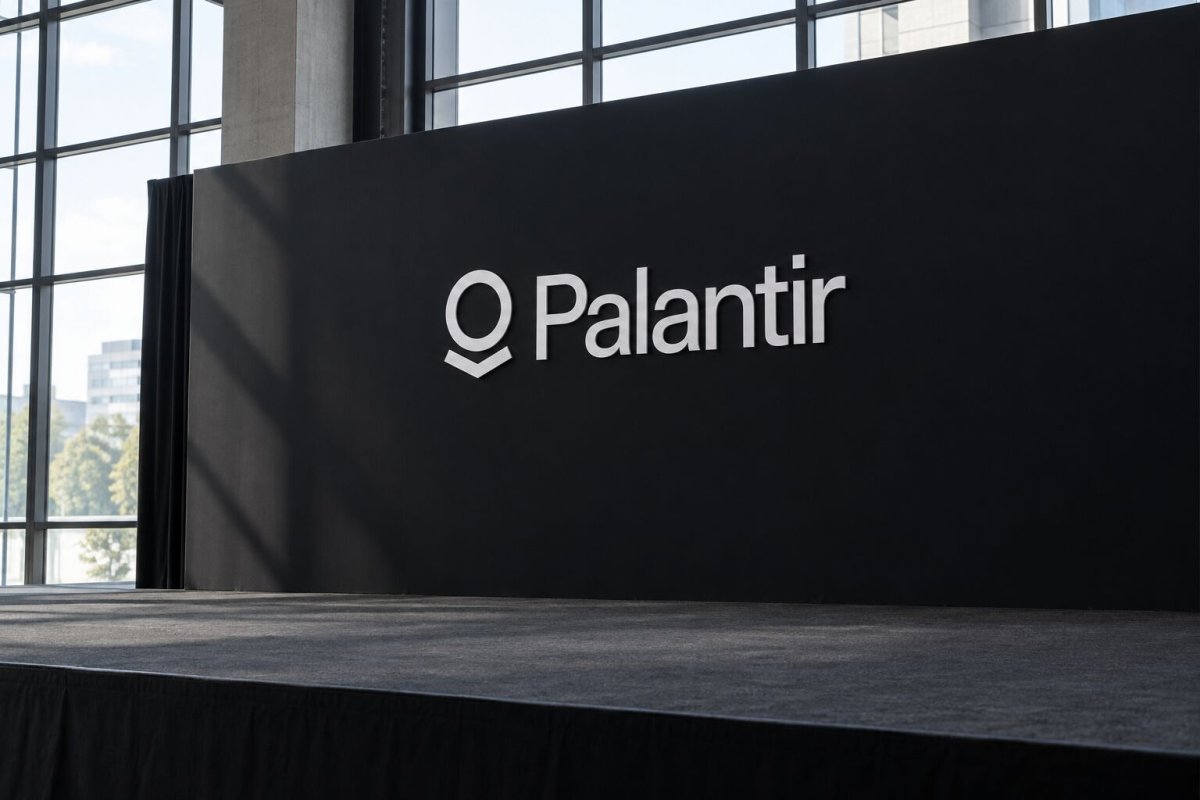 Palantir's $1T Valuation Hinges on Growth, Pricing
