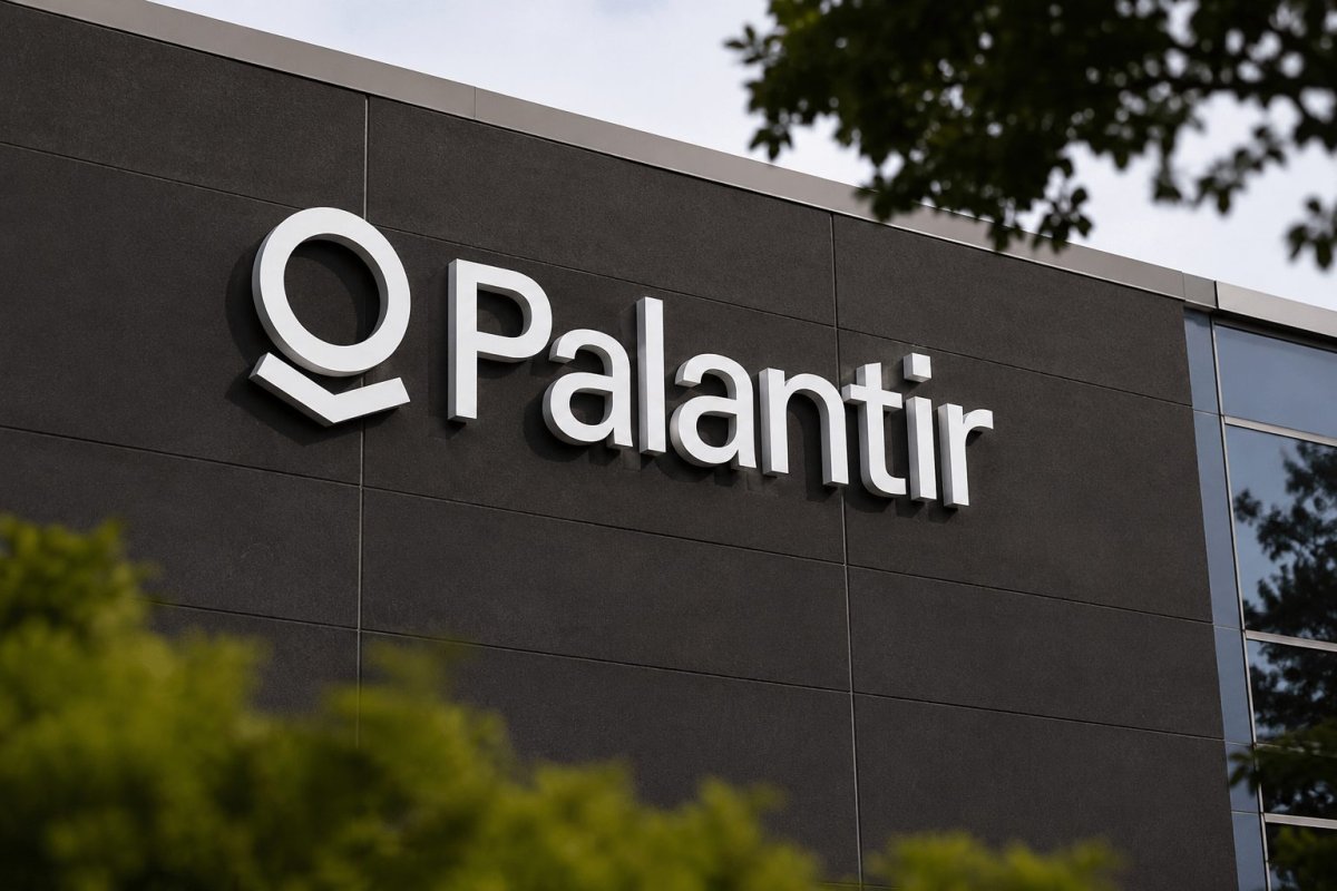 Palantir's AI Revenue Soars 85%, Yet Stock Stalls on Valuation Concerns