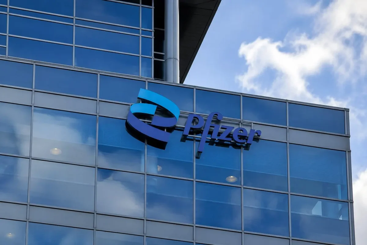 Pfizer CFO Departure Casts Shadow on 2026 Growth Plans