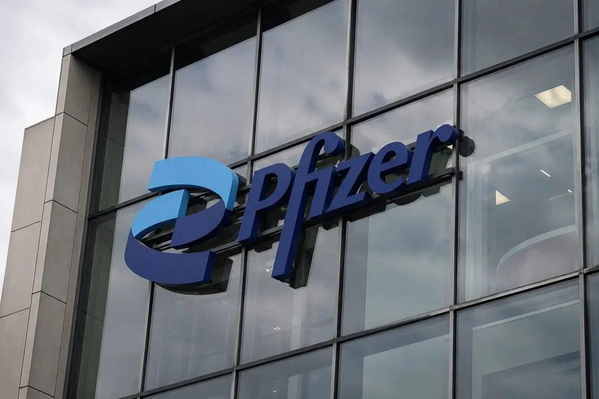 Pfizer Stock Hovers Near Recent Lows After CFO Departure Sparks Growth Concerns