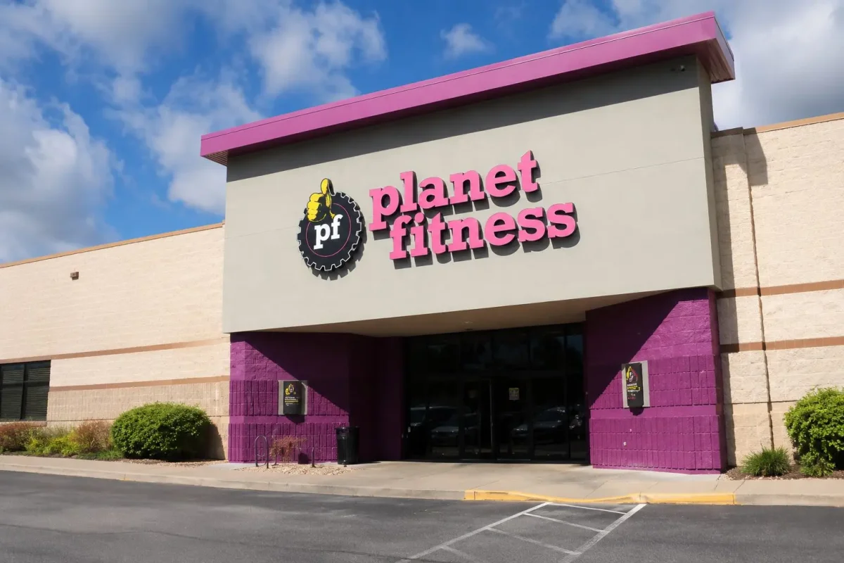Planet Fitness Shares Dive 31% on Slashed 2026 Guidance, Weak Membership Growth