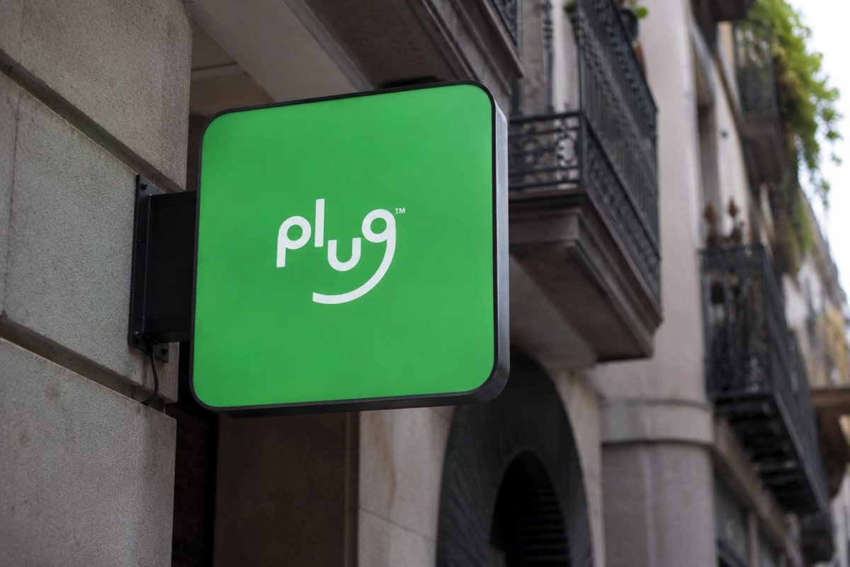 Plug Power's UK Green Hydrogen Project Reaches FID, Stock Flat