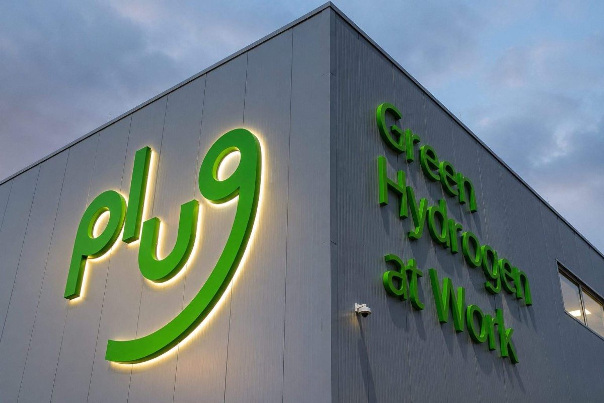 Plug Power Shares Retreat as Investors Eye June Liquidity Milestone