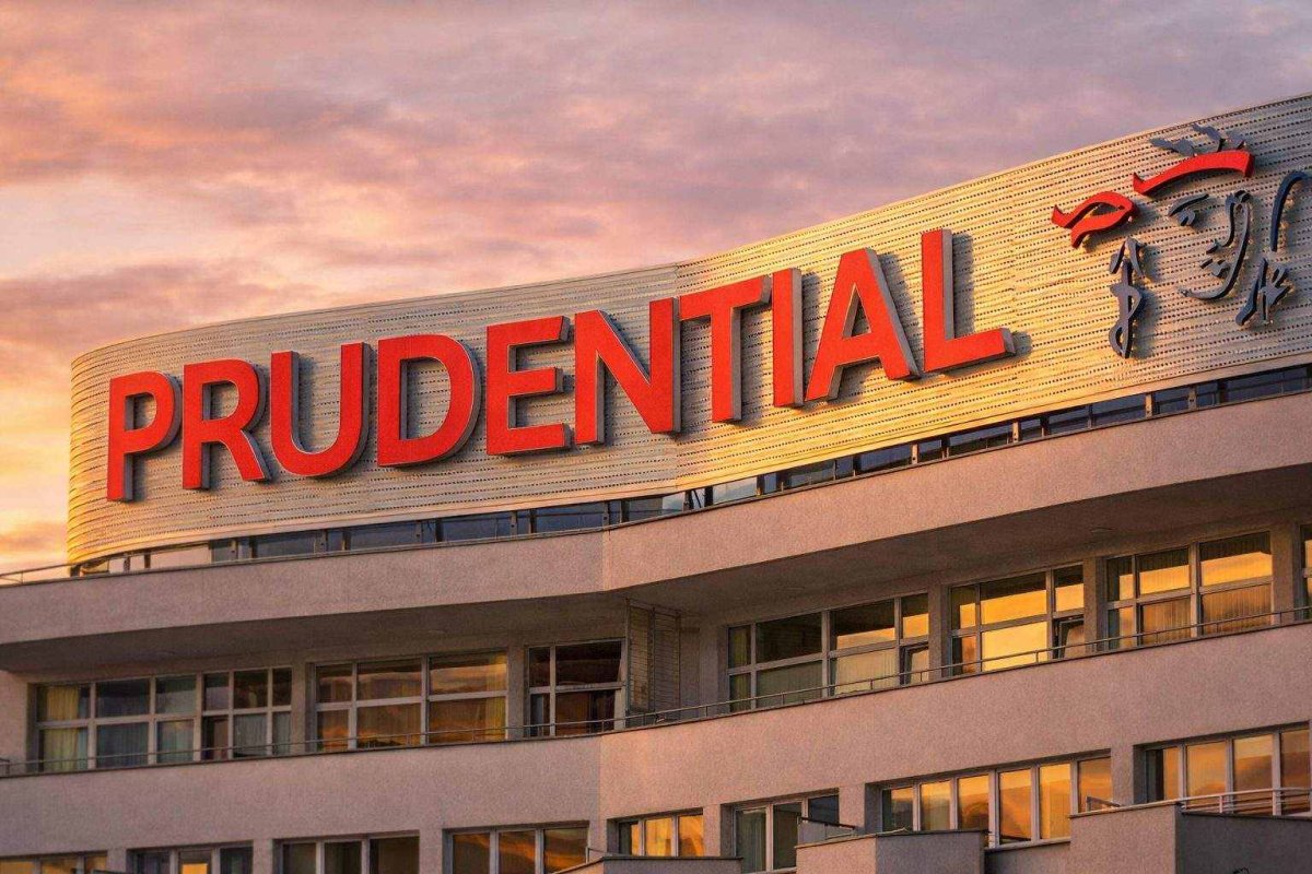 Prudential Shares Edge Lower Amid Ongoing Buyback Activity Ahead of March Earnings