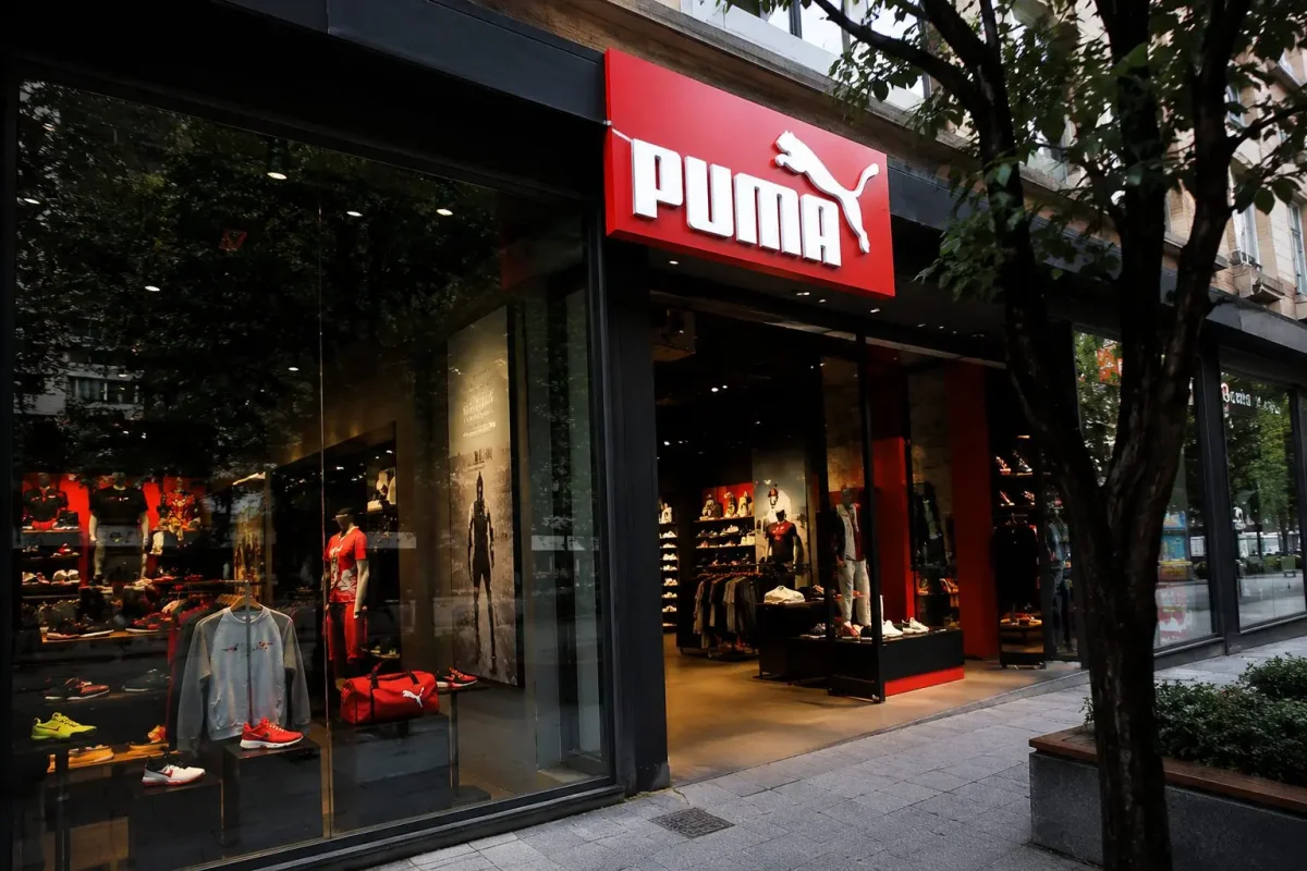 Puma Beats Q2 Forecasts Despite Sales Drop; Cash Flow Surges